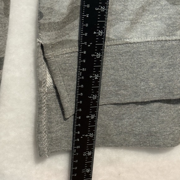 Pressbox South Dakota State Jackrabbits Women's Raglan Camo Sweatshirt Size L - Picture 12 of 12